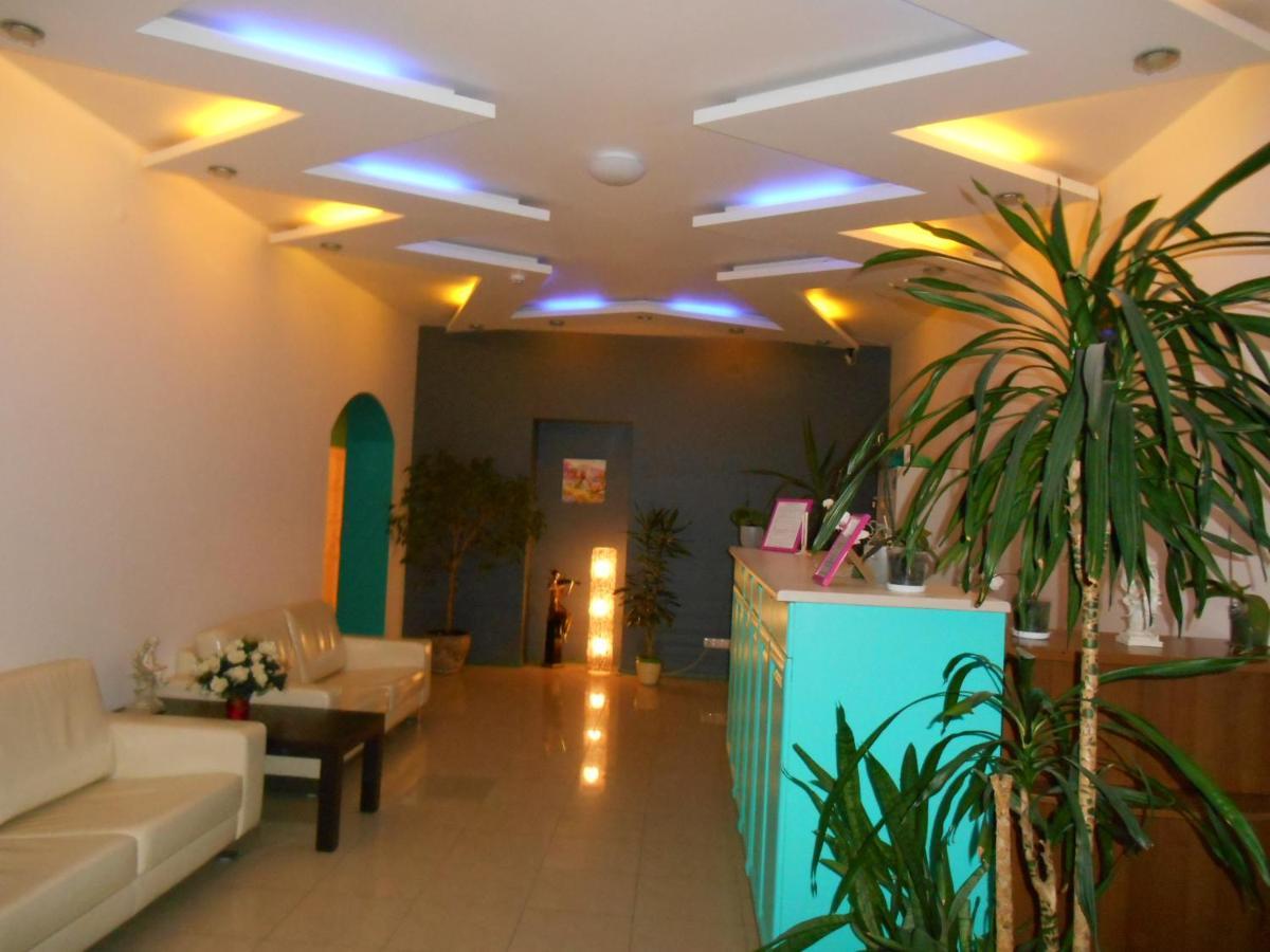 Happy Home Hostel Одеса Екстериор снимка